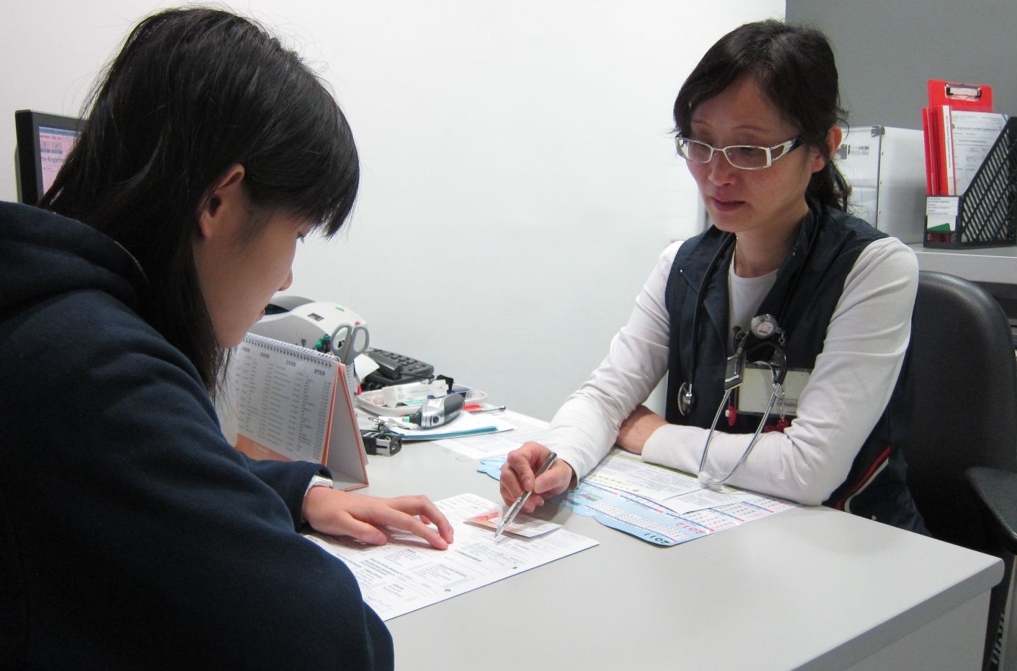 Image: Health screening by the nurse, who will also measure the donor’s body temperature